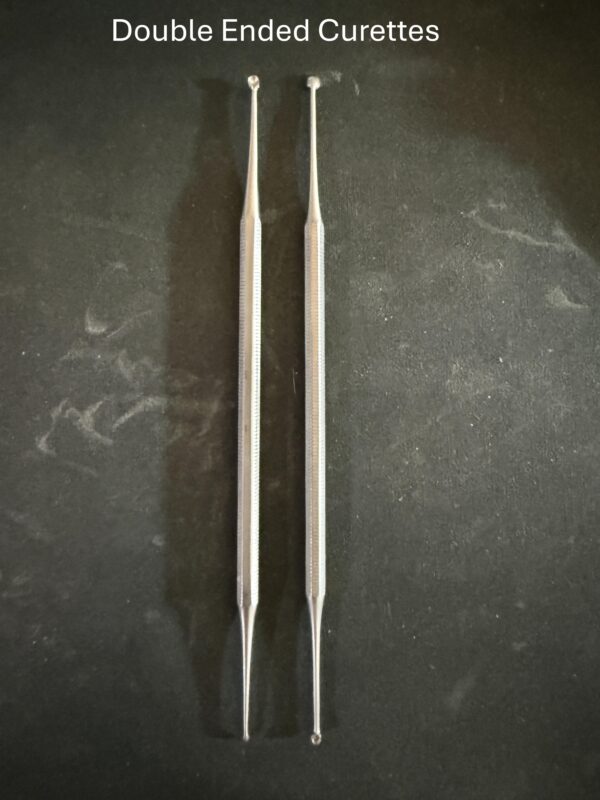Double ended curettes